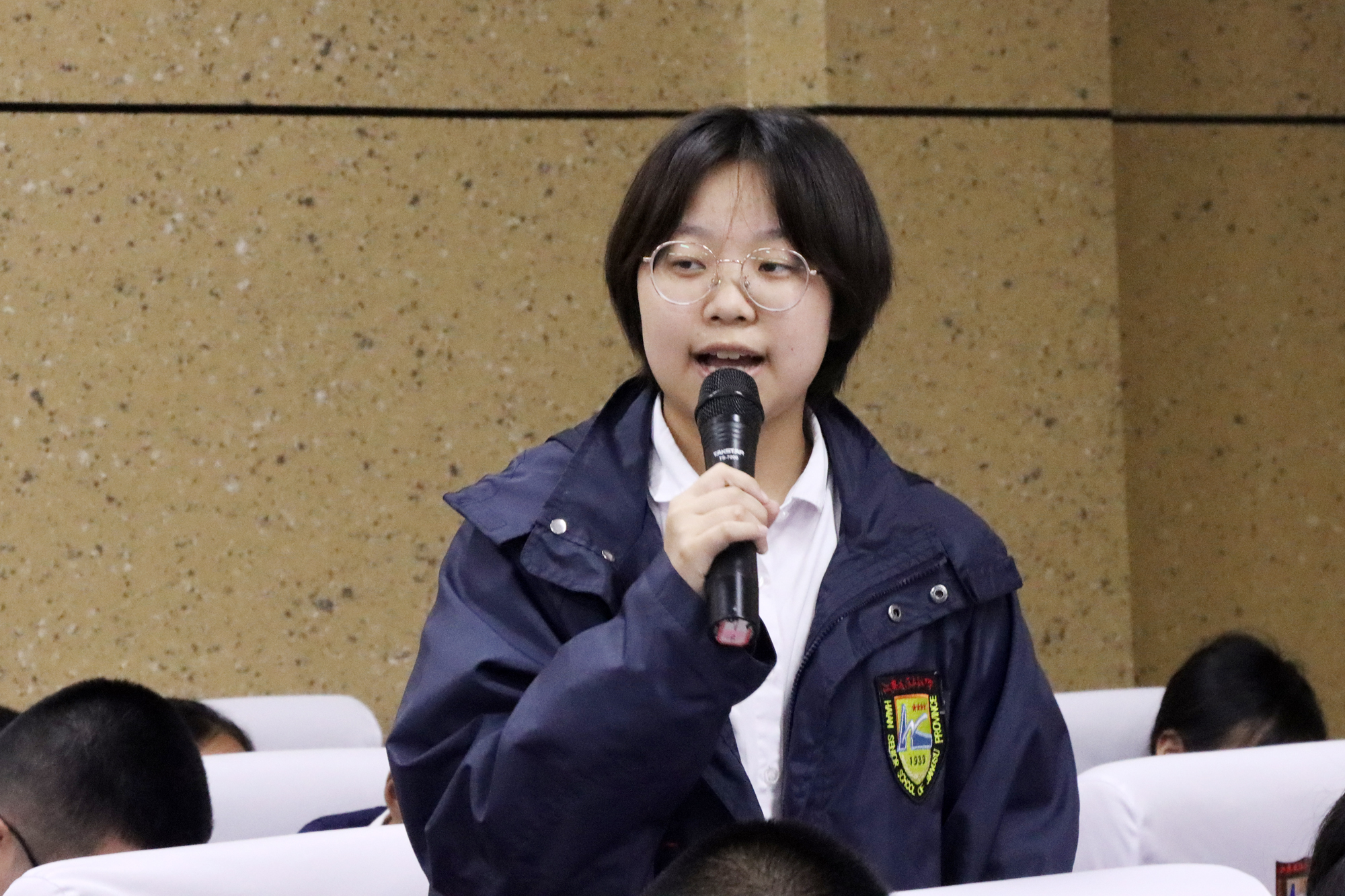 fbf16b5f13d944db9b7131efc972f6d4.jpg fbf16b5f13d944db9b7131efc972f6d4.jpg