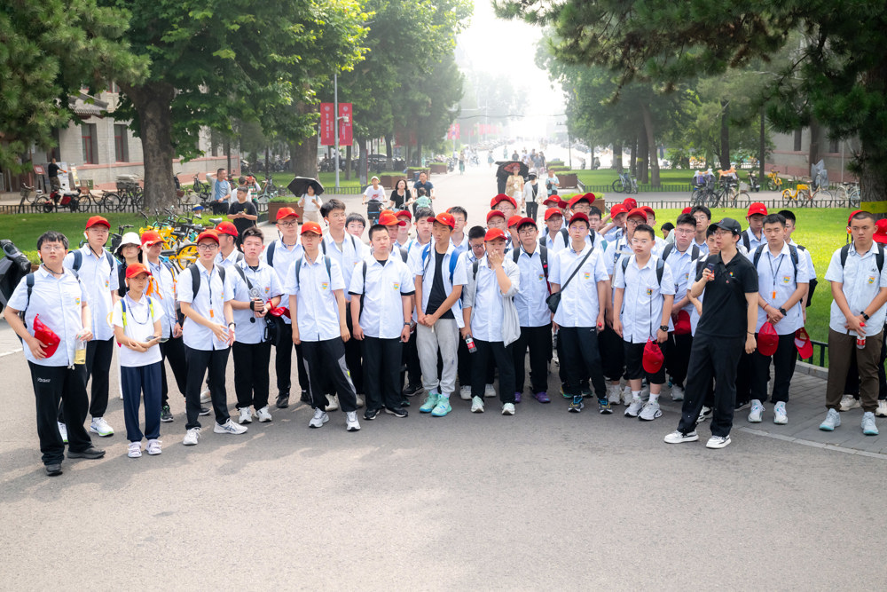 cbdb3071fa214585b581ebc6d87cf3e7.jpg