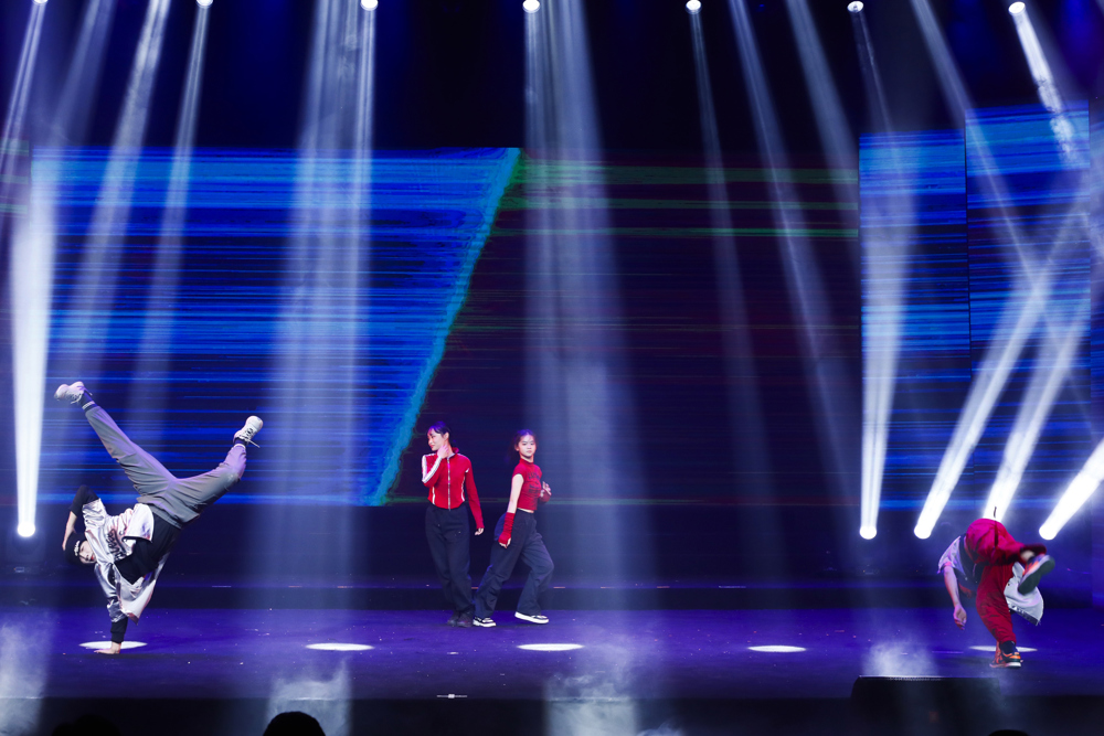 c5b311a9b7fc44e9b46cbe818bdef10a.jpg c5b311a9b7fc44e9b46cbe818bdef10a.jpg