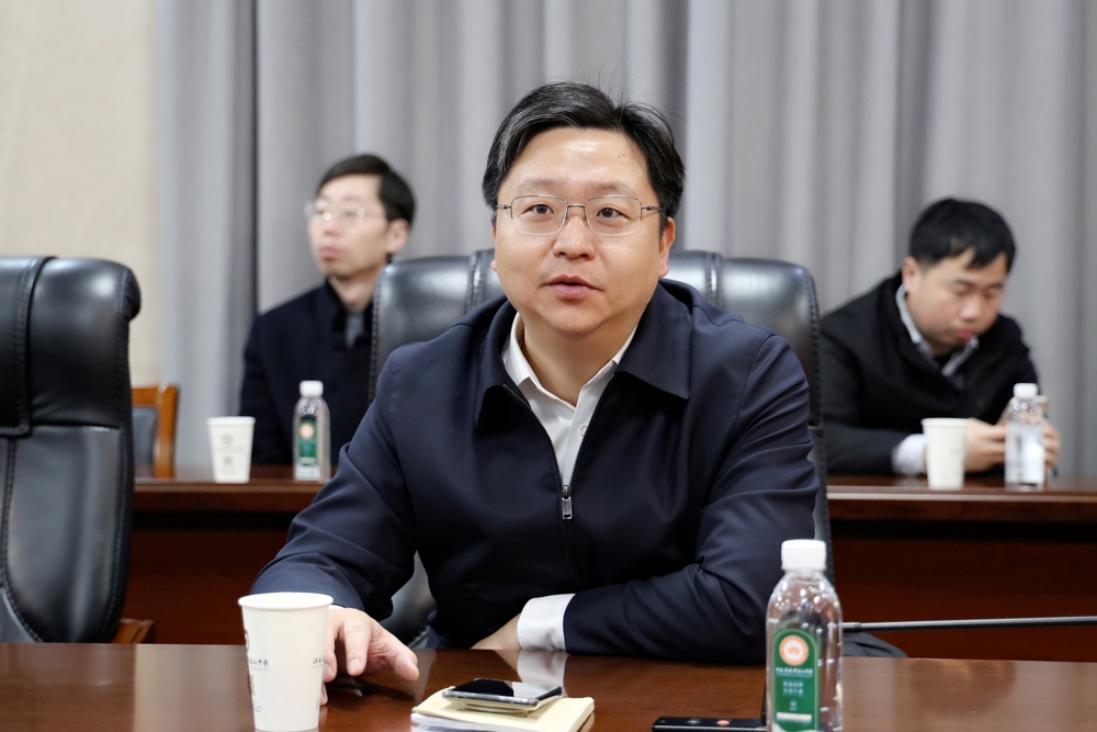 7c1ab023c61645c48c9ae73e7d3b9037.jpg 7c1ab023c61645c48c9ae73e7d3b9037.jpg